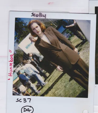 Wardrobe polaroids, Mulder and Scully, page 12